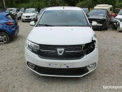 Biały Używany 2017 Dacia Sandero Hatchback | 9900 zł