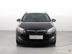 Czarny Używany 2012 Opel Astra Kombi | 17 999 zł (Uczciwa cena)
