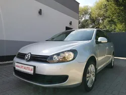 Srebrny (metalik) Używany 2010 VW Golf VI Sedan/Limuzyna | 20 900 zł (Uczciwa cena)