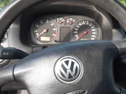Czarny Używany 1999 VW Golf IV Hatchback | 6500 zł (Uczciwa cena)
