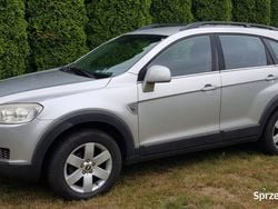Srebrny Używany 2007 Chevrolet Captiva SUV | 16 000 zł (Uczciwa cena)