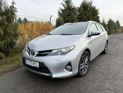Srebrny Używany 2014 Toyota Auris Kombi | 52 890 zł (Dość drogi)