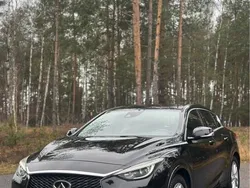 Czarny Używany 2017 Infiniti Q30 Hatchback | 56 900 zł