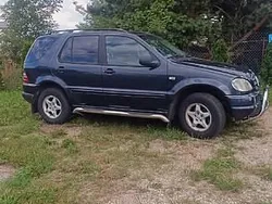 Używany 2000 Mercedes ML230 SUV | 14 300 zł