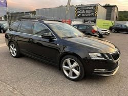 Czarny Używany 2017 Skoda Octavia Kombi | 54 999 zł (Dobra cena)