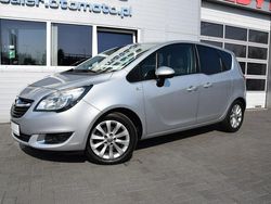 Srebrny Używany 2017 Opel Meriva Minivan | 28 900 zł (Uczciwa cena)