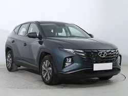 Srebrny Używany 2024 Hyundai Tucson SUV | 102 999 zł (Uczciwa cena)