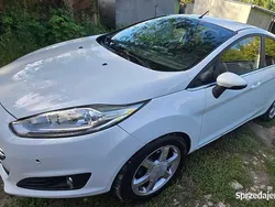 Biały Używany 2011 Ford Fiesta Hatchback | 25 500 zł (Drogi)