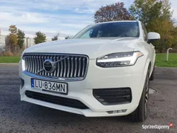 Używany 2020 Volvo XC90 Momentum SUV | 161 999 zł (Uczciwa cena)