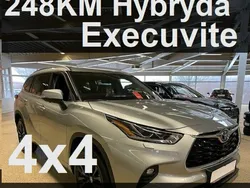 Srebrny Używany 2023 Toyota Highlander Executive SUV | 271 900 zł