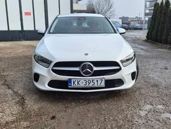Biały Używany 2019 Mercedes A180 Sedan/Limuzyna | 79 900 zł (Uczciwa cena)