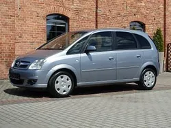 Niebieski Używany 2010 Opel Meriva Minivan | 15 900 zł (Dobra cena)
