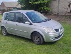 Srebrny Używany 2007 Renault Mégane II Hatchback | 7000 zł (Dość drogi)