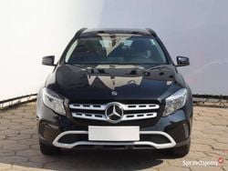 Czarny Używany 2019 Mercedes GLA180 SUV | 82 999 zł