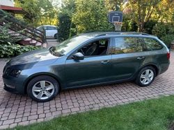 Szary Używany 2019 Skoda Octavia Kombi | 70 000 zł (Uczciwa cena)