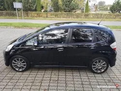 Czarny Używany 2009 Honda Jazz Sport Hatchback | 16 500 zł (Uczciwa cena)