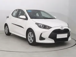 Biały Używany 2024 Toyota Yaris Hatchback | 72 999 zł (Uczciwa cena)