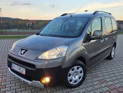 Szary Używany 2011 Peugeot Partner Van | 19 900 zł (Uczciwa cena)