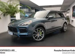 Biskay blue metalllic Używany 2018 Porsche Cayenne SUV | 285 000 zł (Dość drogi)