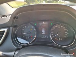 Fioletowy Używany 2014 Nissan Qashqai SUV | 36 000 zł (Uczciwa cena)