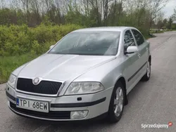 Srebrny Używany 2006 Skoda Octavia Ambiente Sedan/Limuzyna | 8500 zł (Uczciwa cena)
