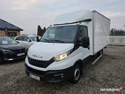Biały Używany 2020 Iveco Daily Minivan | 129 888 zł