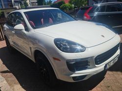 Biały Używany 2018 Porsche Cayenne Platinum Edition SUV | 144 500 zł