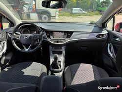 Czerwony Używany 2020 Opel Astra Hatchback | 45 950 zł