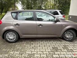 Złoty Używany 2008 Kia Ceed 2 Hatchback | 10 500 zł (Dobra cena)