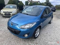Niebieski Używany 2014 Mazda 2 Hatchback | 17 900 zł (Uczciwa cena)