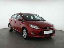 Czerwony Używany 2011 Ford Focus Hatchback | 16 499 zł (Uczciwa cena)