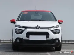 Biały Używany 2023 Citroën C3 PureTech Hatchback | 54 999 zł (Uczciwa cena)