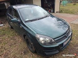 Zielony Używany 2004 Opel Astra Hatchback | 4500 zł (Uczciwa cena)