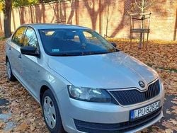 Srebrny Używany 2014 Skoda Rapid Active Hatchback | 16 900 zł (Uczciwa cena)