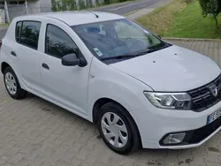 Biały Używany 2018 Dacia Sandero Hatchback | 13 999 zł