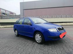 Niebieski Używany 2001 Skoda Fabia Hatchback | 3500 zł (Uczciwa cena)