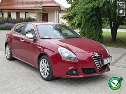 Bordowy Używany 2013 Alfa Romeo Giulietta Hatchback | 27 999 zł (Uczciwa cena)