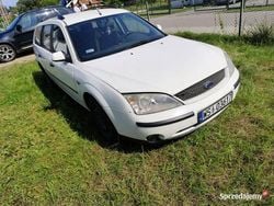 Biały Używany 2001 Ford Mondeo Kombi | 1800 zł (Uczciwa cena)