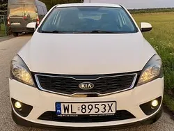 Biały Używany 2012 Kia Ceed Sport Hatchback | 14 900 zł (Uczciwa cena)