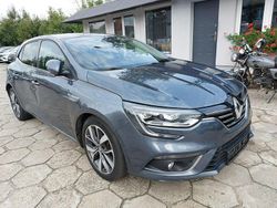 Szary Używany 2017 Renault Mégane IV Hatchback | 29 900 zł