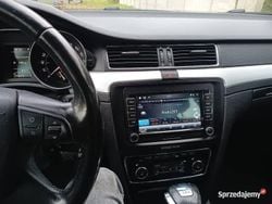 Czarny Używany 2009 Skoda Superb Hatchback | 22 500 zł (Uczciwa cena)