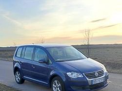 Używany 2009 VW Touran Minivan | 12 800 zł (Uczciwa cena)