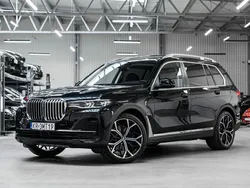 Czarny Używany 2019 BMW X7 M Sport SUV | 266 310 zł