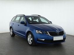Niebieski Używany 2020 Skoda Octavia Kombi | 61 999 zł (Dobra cena)