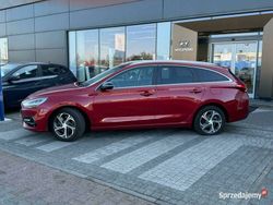 Wiśniowy Używany 2023 Hyundai i30 Kombi | 77 900 zł (Drogi)