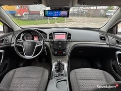 Biały Używany 2013 Opel Insignia Kombi | 22 950 zł (Dobra cena)
