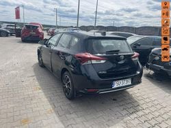 Czarny (metalik) Używany 2017 Toyota Auris Hatchback | 16 900 zł