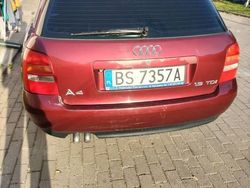 Czerwony Używany 1999 Audi A4 Sedan/Limuzyna | 5000 zł (Dość drogi)
