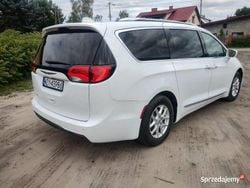 Używany 2020 Chrysler Pacifica Touring SUV | 79 900 zł (Super Cena)