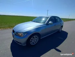 Niebieski Używany 2009 BMW 318 Sedan/Limuzyna | 26 000 zł (Dość drogi)